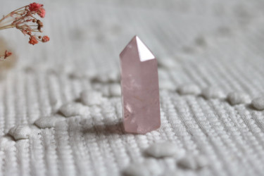 Pointe de quartz rose