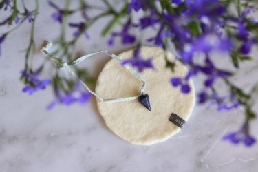 Le pendule en lapis lazuli