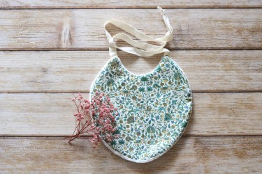 Bavoir en liberty sauvage