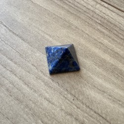 Pyramide, lapis Lazuli